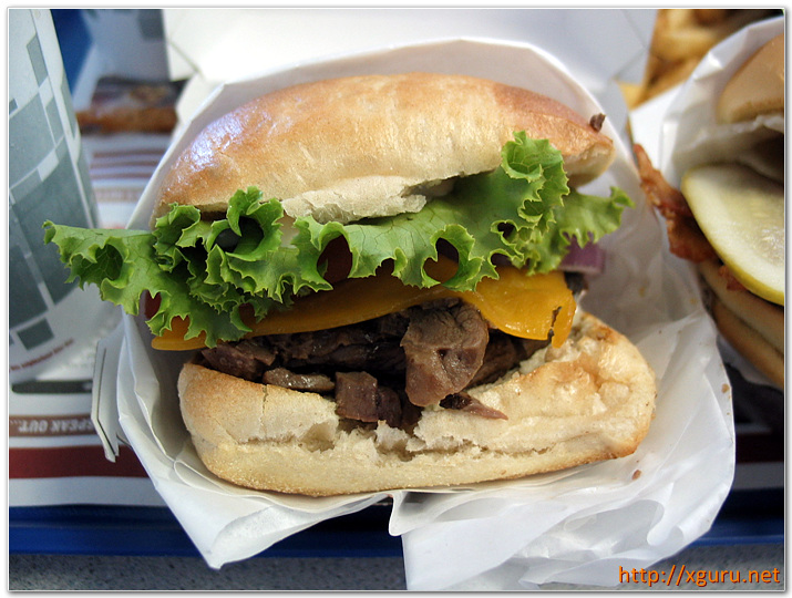 Sirloin Steak & Cheddar Ciabatta Burger